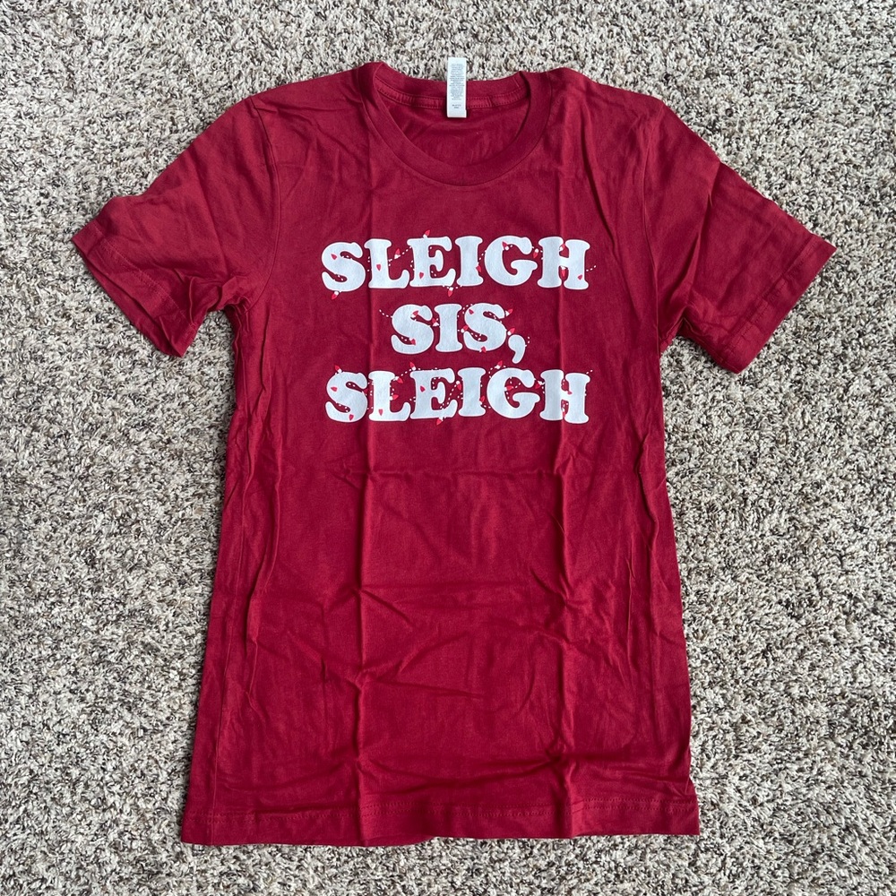 Holiday tee, sleigh sis shirt